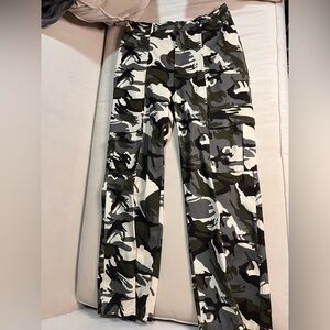 Camo Cargo Pants – Size XL (No Brand)